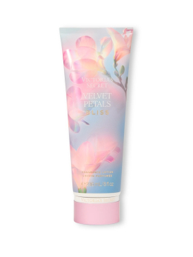 Лосьйон для тіла Velvet Petals Bliss