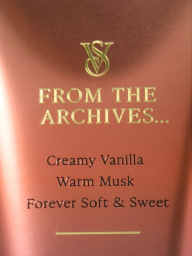 Лосьон Виктория Сикрет Vanilla Lace