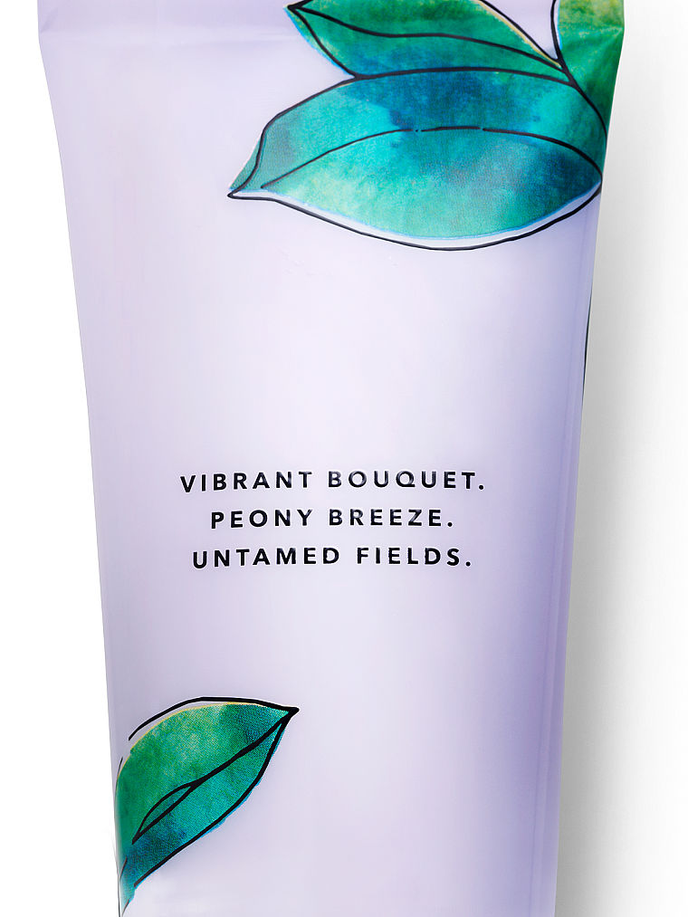 Парфюмированный лосьон для тела Passion Flowers от Victoria's Secret