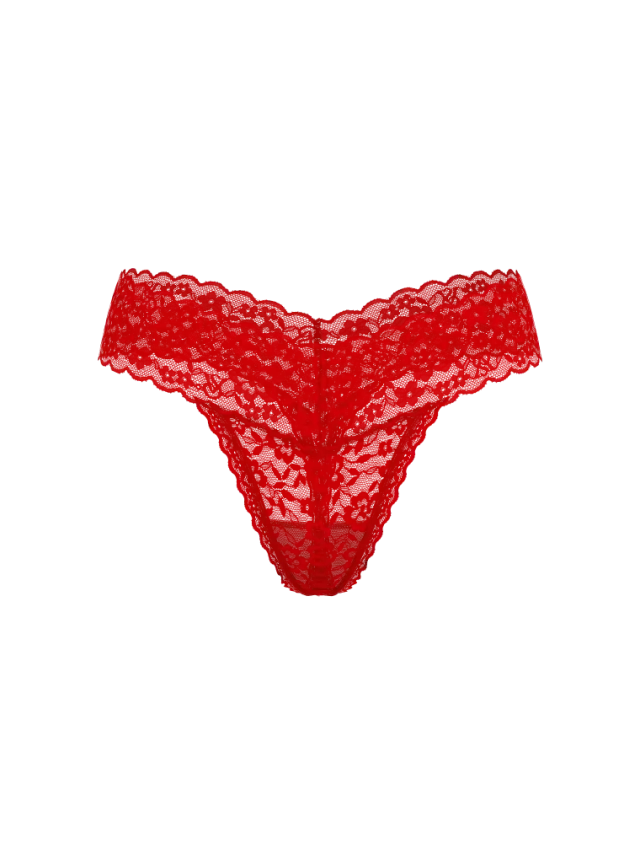 Вікторія Сікрет Lace Thong Panty Lipstick